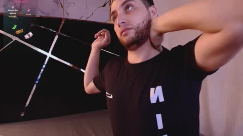 JUAN AND JULI online show from October 28, 9:39 pm