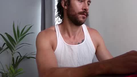 Snapshot of pleasurea chatting on November 30, 4:00 pm pleasure online show from November 30, 4:00 pm