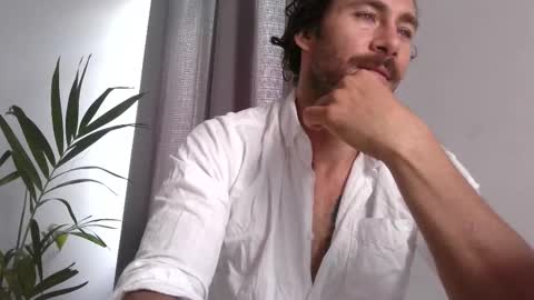 Snapshot of pleasurea chatting on December 14, 12:43 pm pleasure online show from December 14, 12:43 pm