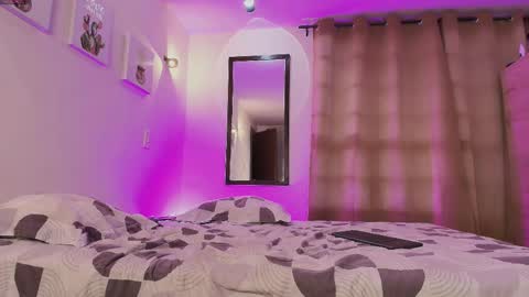 Snapshot of pleasurecompany chatting on November 25, 4:34 am sergio natalie online show from November 25, 4:34 am