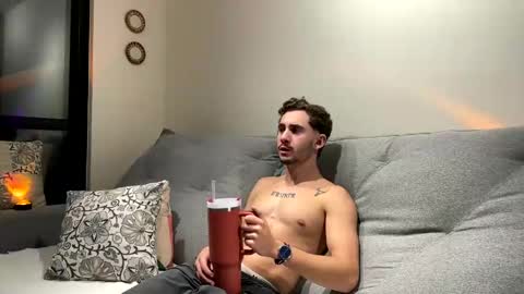 Snapshot of pleasureshared631 chatting on February 8, 2:58 am pleasureshared631 online show from February 8, 2:58 am