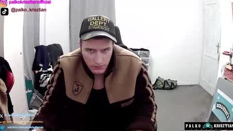 Snapshot of plkrisztian chatting on December 14, 3:39 pm plkrisztian online show from December 14, 3:39 pm