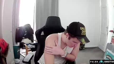 plkrisztian online show from February 12, 9:32 pm