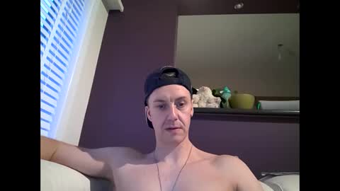 Snapshot of ploki2000 chatting on January 5, 3:34 pm Kevin online show from January 5, 3:34 pm