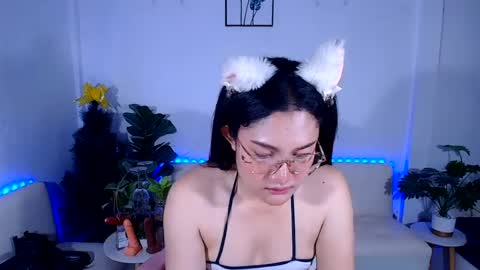 Ploysai online show from July 10, 2:49 am