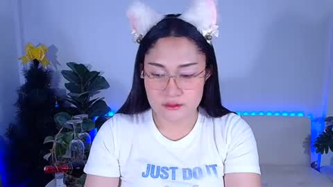 Ploysai online show from July 17, 7:15 am