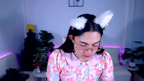 Ploysai online show from July 18, 5:33 am