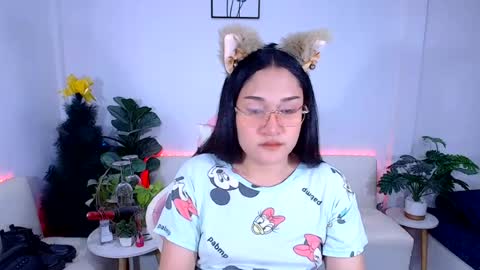 Ploysai online show from August 2, 1:53 pm