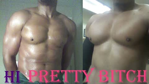 StraightPlush online show from February 8, 8:09 am