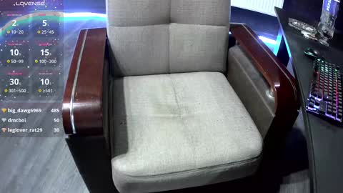 Snapshot of plutonfx chatting on February 28, 1:58 am Naomi online show from February 28, 1:58 am