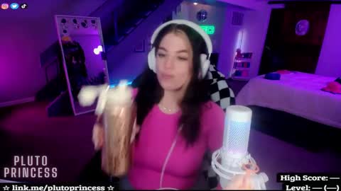 Pluto Princess online show from November 9, 6:12 am