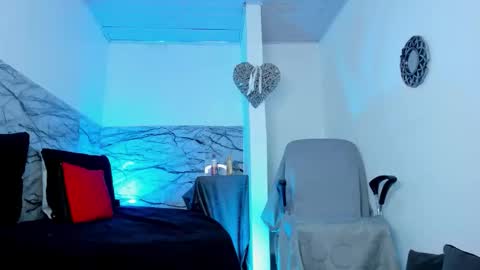 Emi online show from February 7, 3:27 pm