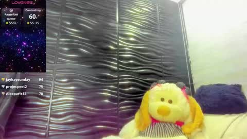 catalina online show from December 3, 7:16 am