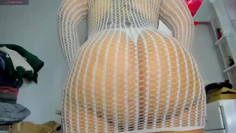 Snapshot of pocahontas_d chatting on June 4, 5:35 am catalina online show from June 4, 5:35 am