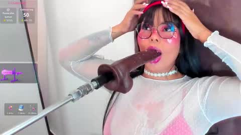 pocahontas_lantina online show from February 19, 3:46 am