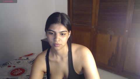 Snapshot of pocahontas_princess__ chatting on November 5, 3:17 am Pocahontas online show from November 5, 3:17 am