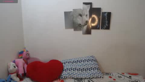 Snapshot of pocahontas_princess__ chatting on November 5, 4:07 pm Pocahontas online show from November 5, 4:07 pm