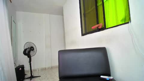 Nikole online show from April 19, 6:10 pm