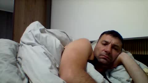 Snapshot of pochivka chatting on May 3, 12:05 am pochivka online show from May 3, 12:05 am