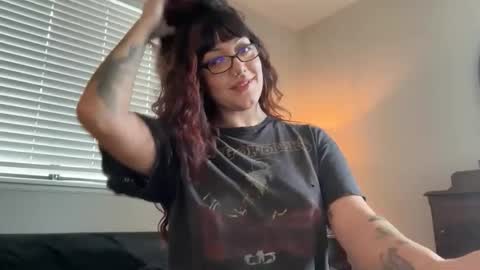 pocketnikki online show from February 9, 10:47 pm