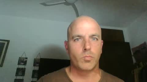 Snapshot of pocoyotop chatting on March 3, 10:42 pm pocoyotop online show from March 3, 10:42 pm