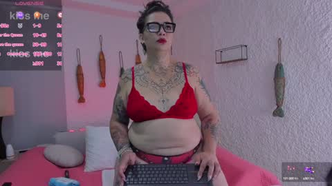 poisson_ivy_ online show from January 28, 4:18 am