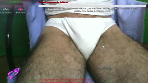 Snapshot of poiuytre_xxxxx chatting on May 31, 12:01 pm Poi online show from May 31, 12:01 pm