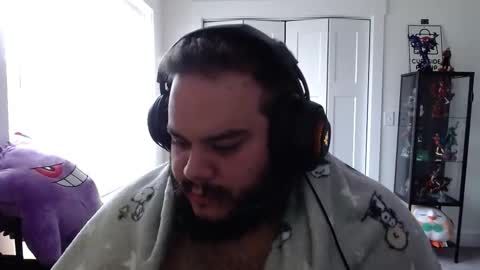 Pokegaymer69 online show from October 17, 3:36 pm