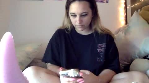 sweet angel baby  online show from April 17, 1:14 pm