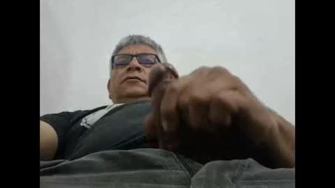 poli online show from November 16, 1:28 pm