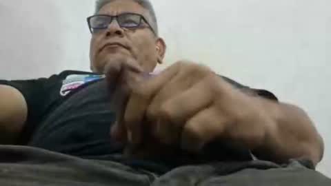 poli online show from December 16, 1:16 pm