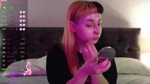 Candytrain online show from November 21, 10:58 am