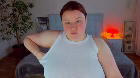 Snapshot of polinasallivan chatting on June 9, 4:07 pm Polina online show from June 9, 4:07 pm
