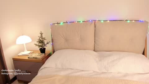 Polly online show from December 26, 12:57 am