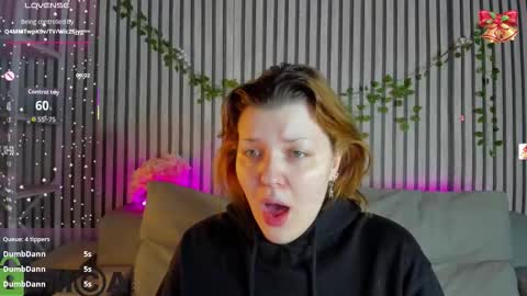 Polly online show from February 1, 1:15 am