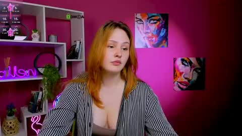 polly_cute1 online show from April 20, 7:04 pm