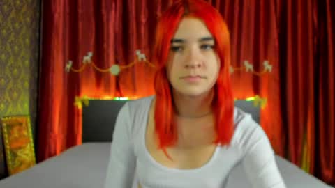 Polly online show from December 24, 7:28 am