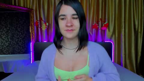 Polly online show from November 20, 7:30 am