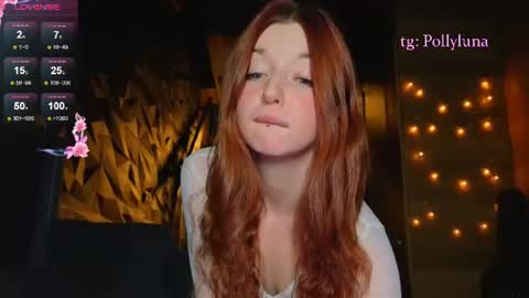 Snapshot of polly_luna chatting on July 27, 4:14 pm Polly online show from July 27, 4:14 pm