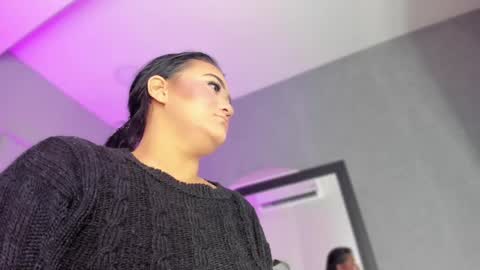 POLLY online show from March 11, 10:29 am