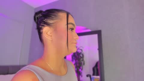 POLLY online show from November 22, 10:36 am