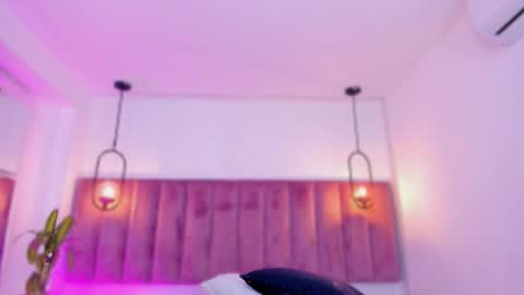 POLLY online show from February 16, 10:11 am