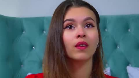 Snapshot of pollylanders chatting on September 27, 6:46 pm Polly online show from September 27, 6:46 pm