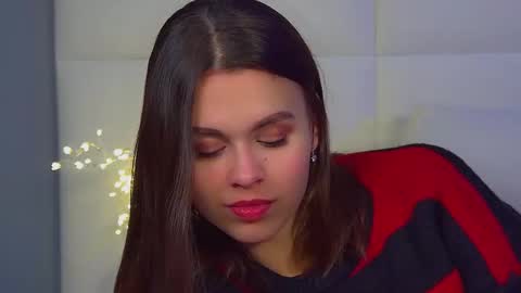 Polly online show from March 5, 6:48 pm