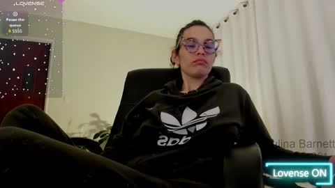 Snapshot of polybarnett chatting on March 5, 4:08 am paulina barnett online show from March 5, 4:08 am