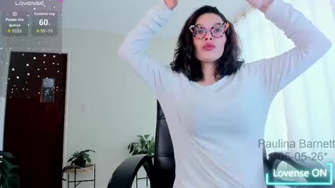 Snapshot of polybarnett chatting on May 5, 2:36 pm paulina barnett online show from May 5, 2:36 pm