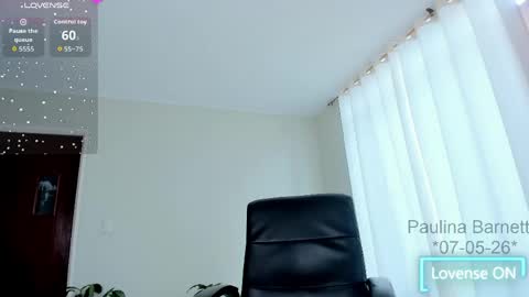 Snapshot of polybarnett chatting on May 7, 4:56 pm paulina barnett online show from May 7, 4:56 pm