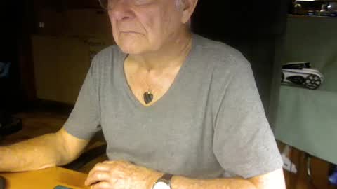 pomme1949 online show from February 3, 10:58 am