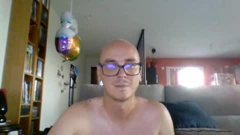 Snapshot of ponarch chatting on August 1, 6:40 pm ponarch online show from August 1, 6:40 pm