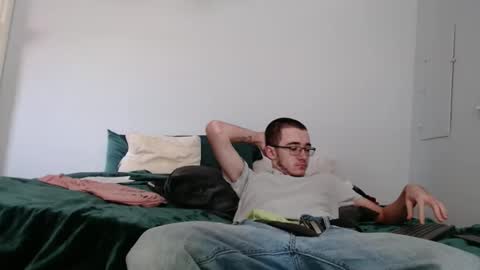 Snapshot of pony2boy chatting on February 11, 6:13 pm pony2boy online show from February 11, 6:13 pm